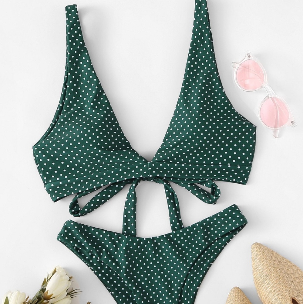 High cut polka dot bikini set.
